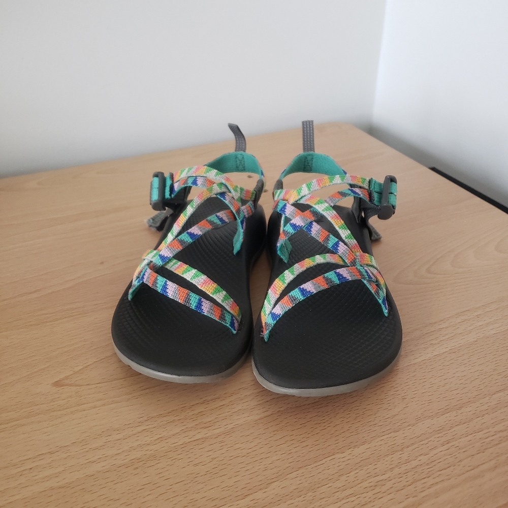 Chaco sandals kid size 3